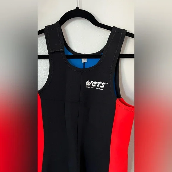 ❗️💲CLOSEOUT SALE: $5 💲❗️- Wetsuit - Black and Red - Picture 3 of 4